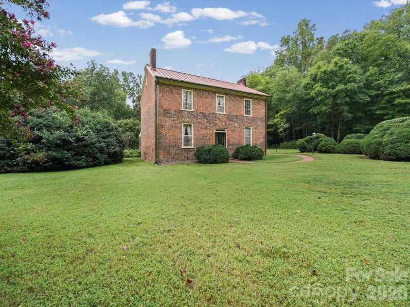 290 Maple Avenue, Mocksville, NC 27028.  MLS# CAR4422753, YatesRealty ID 49916. 