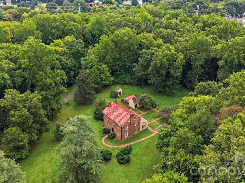 290 Maple Avenue, Mocksville, NC 27028.  MLS# CAR4422753, YatesRealty ID 49916. 