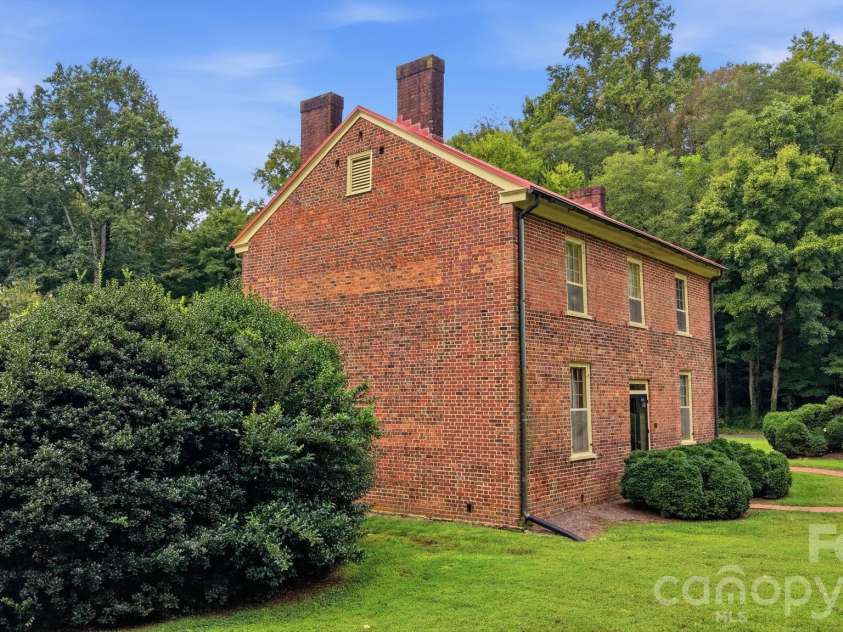 290 Maple Avenue, Mocksville, NC 27028.  MLS# CAR4422753, YatesRealty ID 49916. 
