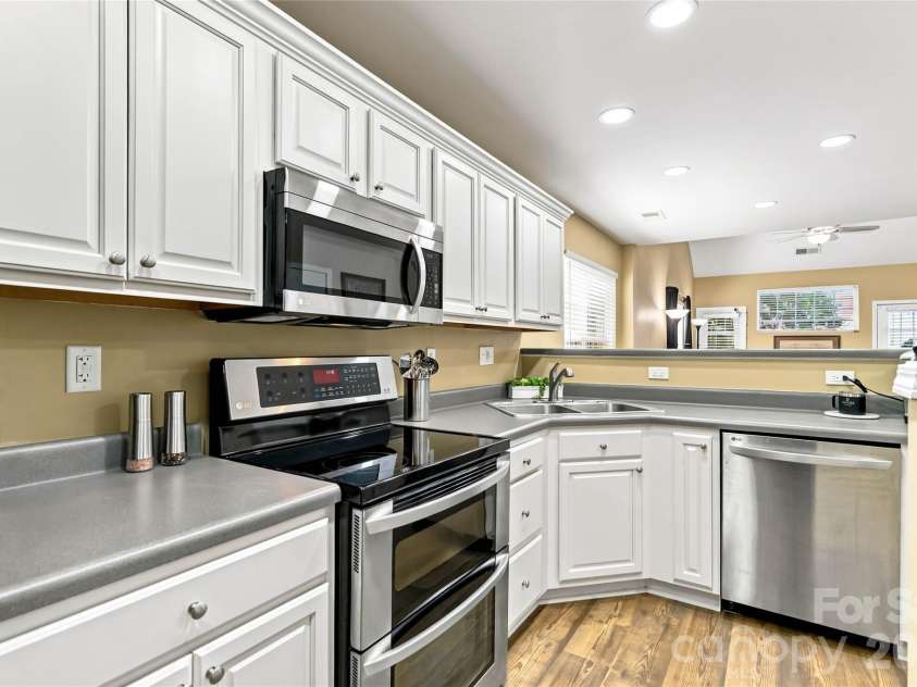 4829 Grier Farm Lane, Charlotte, NC 28270.  MLS# CAR4422353, YatesRealty ID 49918. 