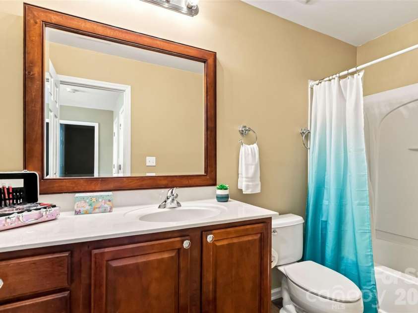 4829 Grier Farm Lane, Charlotte, NC 28270.  MLS# CAR4422353, YatesRealty ID 49918. 