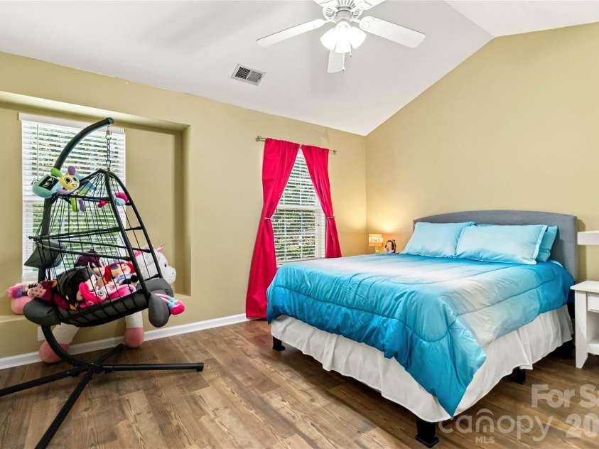 4829 Grier Farm Lane, Charlotte, NC 28270.  MLS# CAR4422353, YatesRealty ID 49918. 