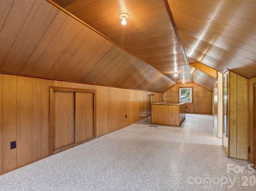 219 Old US 19 23 Highway, Candler, NC 28715.  MLS# CAR4421674, YatesRealty ID 49921. Bonus Room