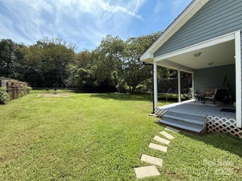 114 Yates Street, Dallas, NC 28034.  MLS# CAR4300809, YatesRealty ID 49922. 