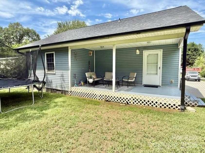 114 Yates Street, Dallas, NC 28034.  MLS# CAR4300809, YatesRealty ID 49922. 