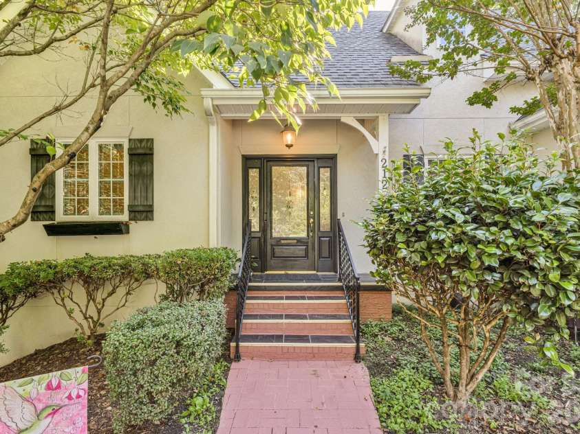 212 Carriage Springs Way, Hendersonville, NC 28791.  MLS# CAR4420645, YatesRealty ID 49923. 