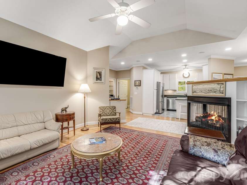 212 Carriage Springs Way, Hendersonville, NC 28791.  MLS# CAR4420645, YatesRealty ID 49923. 