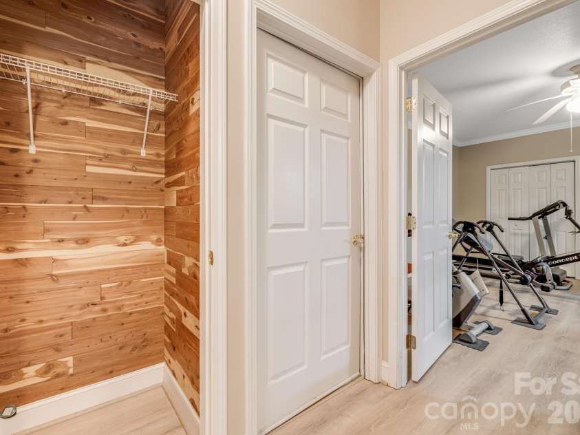 212 Carriage Springs Way, Hendersonville, NC 28791.  MLS# CAR4420645, YatesRealty ID 49923. 