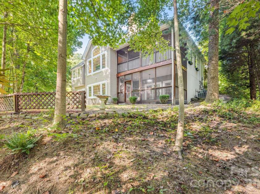 212 Carriage Springs Way, Hendersonville, NC 28791.  MLS# CAR4420645, YatesRealty ID 49923. 