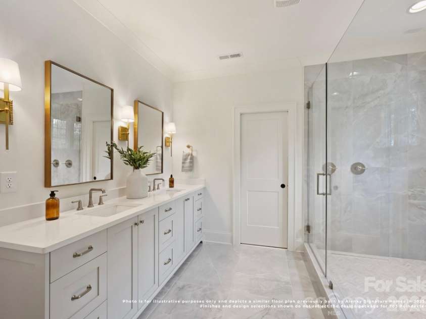 707 Poindexter Drive, Charlotte, NC 28209.  MLS# CAR4418482, YatesRealty ID 49925. 
