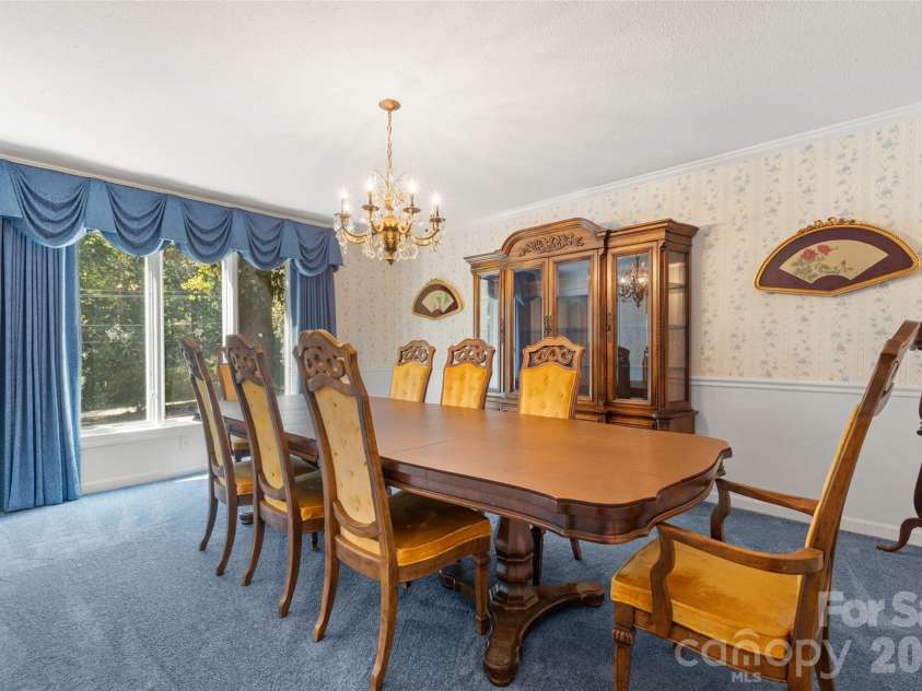 600 Fairway Drive, Fort Mill, SC 29715.  MLS# CAR4407842, YatesRealty ID 49927. Dining room