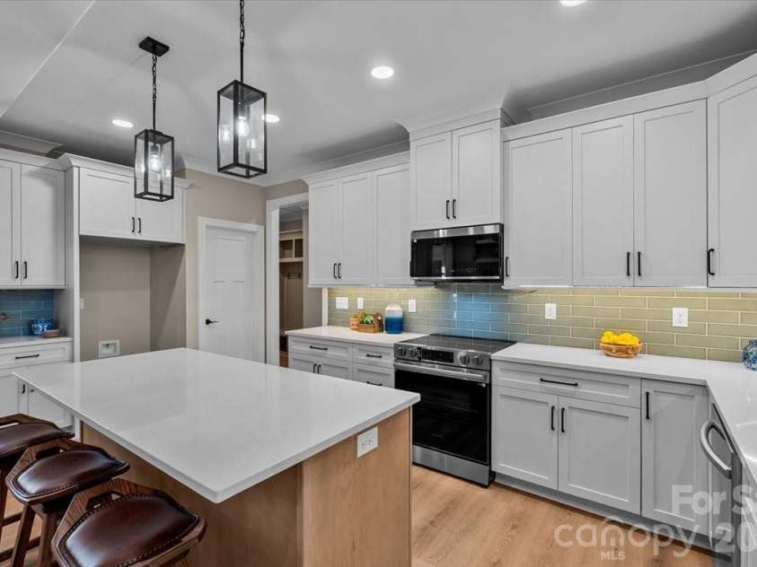 144 Greenhill Road, Mocksville, NC 27028.  MLS# CAR4421888, YatesRealty ID 49928. 