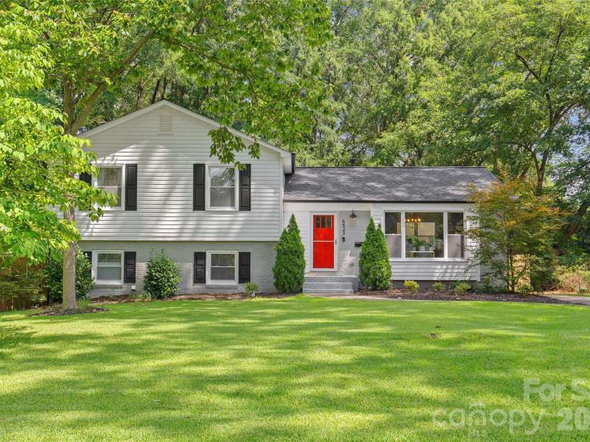 6623 Long Meadow Road, Charlotte, NC 28210.  MLS# CAR4420859, YatesRealty ID 49930. 