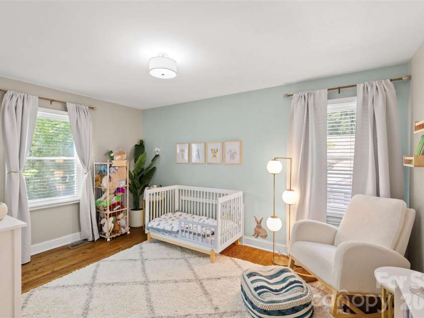 6623 Long Meadow Road, Charlotte, NC 28210.  MLS# CAR4420859, YatesRealty ID 49930. 