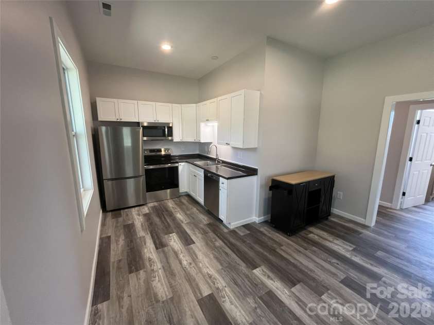 6270 Nc 16 Highway, Conover, NC 28613.  MLS# CAR4423355, YatesRealty ID 49931. 