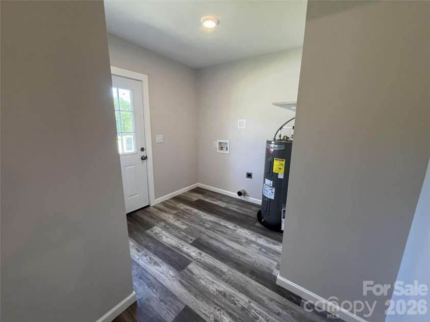 6270 Nc 16 Highway, Conover, NC 28613.  MLS# CAR4423355, YatesRealty ID 49931. 