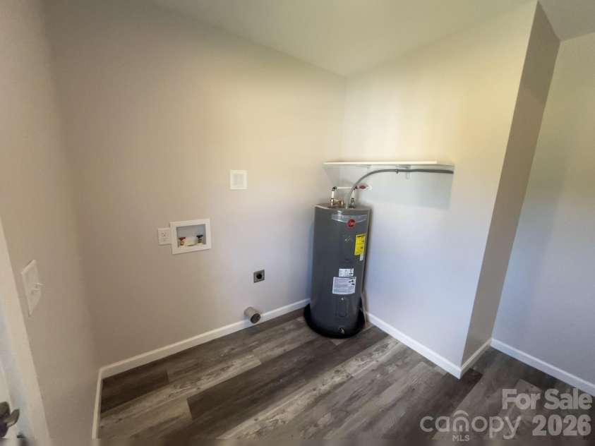 6270 Nc 16 Highway, Conover, NC 28613.  MLS# CAR4423355, YatesRealty ID 49931. 