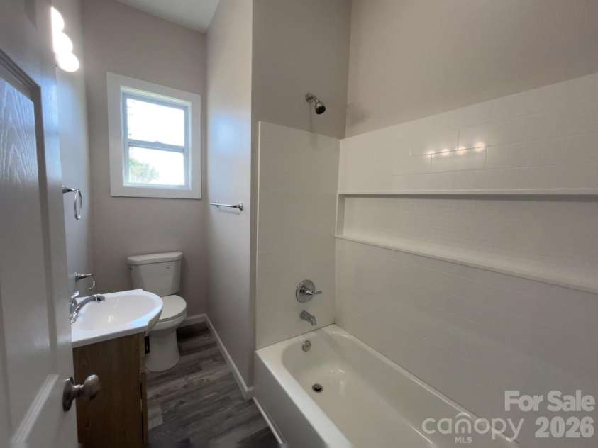 6270 Nc 16 Highway, Conover, NC 28613.  MLS# CAR4423355, YatesRealty ID 49931. Guest bath