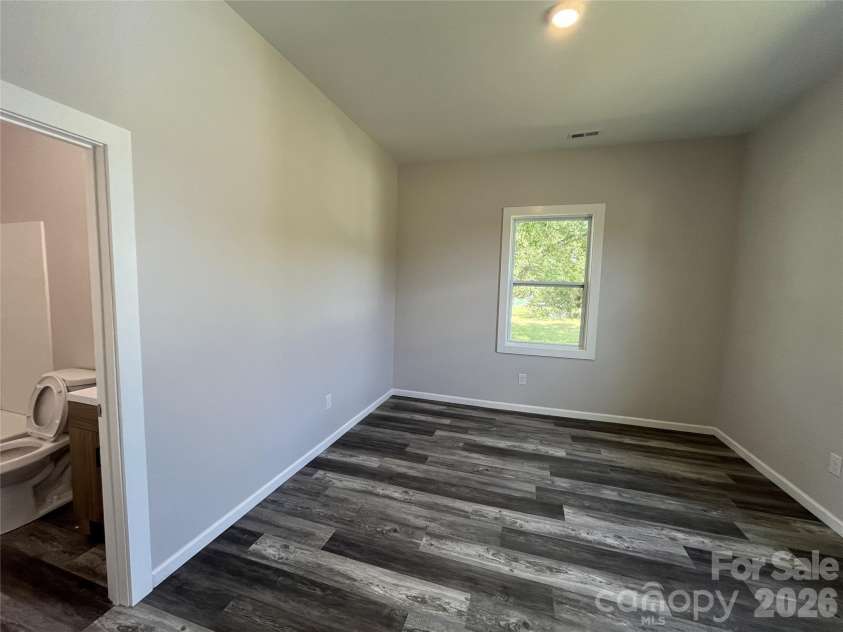 6270 Nc 16 Highway, Conover, NC 28613.  MLS# CAR4423355, YatesRealty ID 49931. Master Bedroom