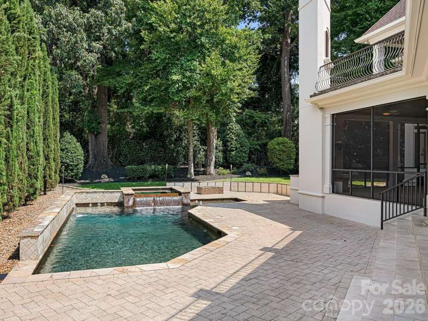6323 Saint Stephen Lane, Charlotte, NC 28210.  MLS# CAR4422911, YatesRealty ID 49932. Pool