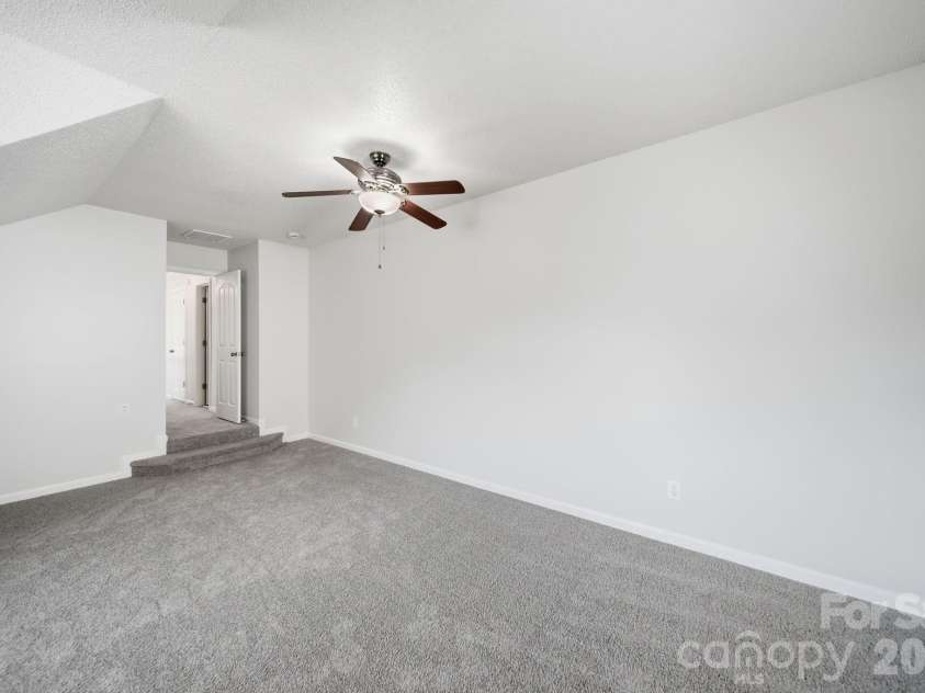 9105 Shepparton Drive, Huntersville, NC 28078.  MLS# CAR4421789, YatesRealty ID 49933. Bonus Room