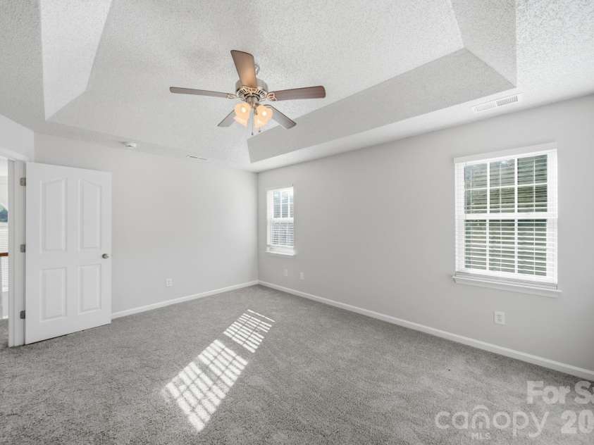 9105 Shepparton Drive, Huntersville, NC 28078.  MLS# CAR4421789, YatesRealty ID 49933. Primary Bedroom