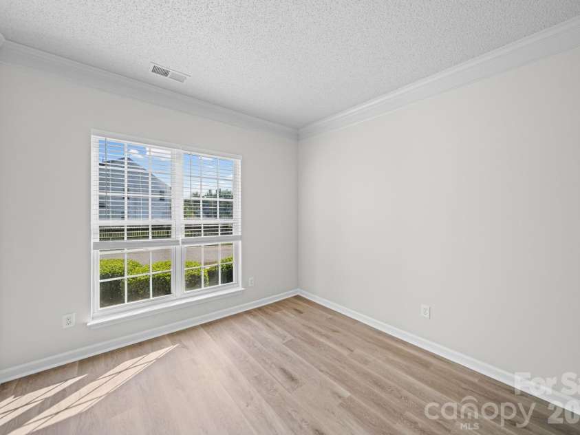 9105 Shepparton Drive, Huntersville, NC 28078.  MLS# CAR4421789, YatesRealty ID 49933. Study/Living Room
