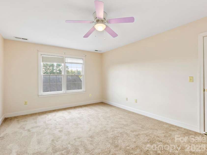 7 Round Robin Lane, Mills River, NC 28759.  MLS# CAR4423363, YatesRealty ID 49935. 