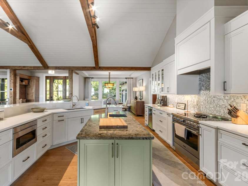 61 Firefly Lane, Pisgah Forest, NC 28768.  MLS# CAR4418588, YatesRealty ID 49942. 