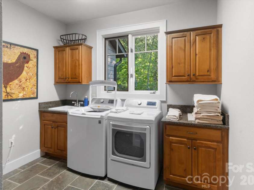 61 Firefly Lane, Pisgah Forest, NC 28768.  MLS# CAR4418588, YatesRealty ID 49942. 