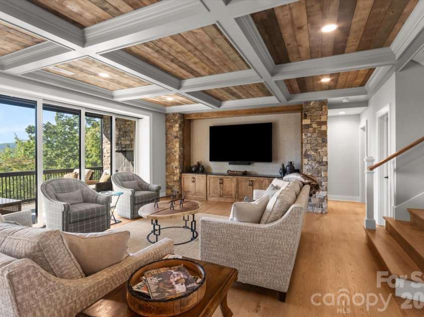61 Firefly Lane, Pisgah Forest, NC 28768.  MLS# CAR4418588, YatesRealty ID 49942. 