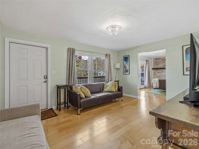 435 Thermal View Drive, Tryon, NC 28782.  MLS# CAR4423024, YatesRealty ID 49944. 