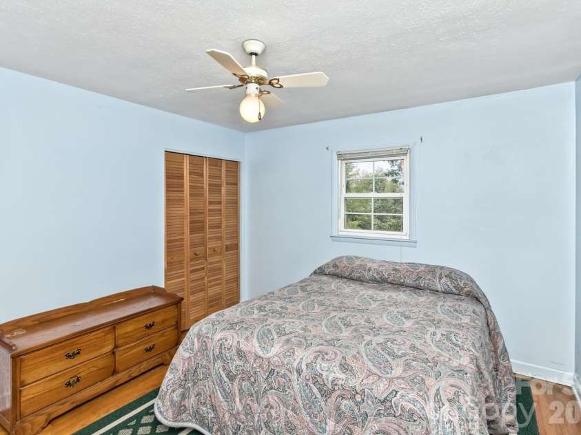 379 Bee Tree Road, Swannanoa, NC 28778.  MLS# CAR4374785, YatesRealty ID 49946. 