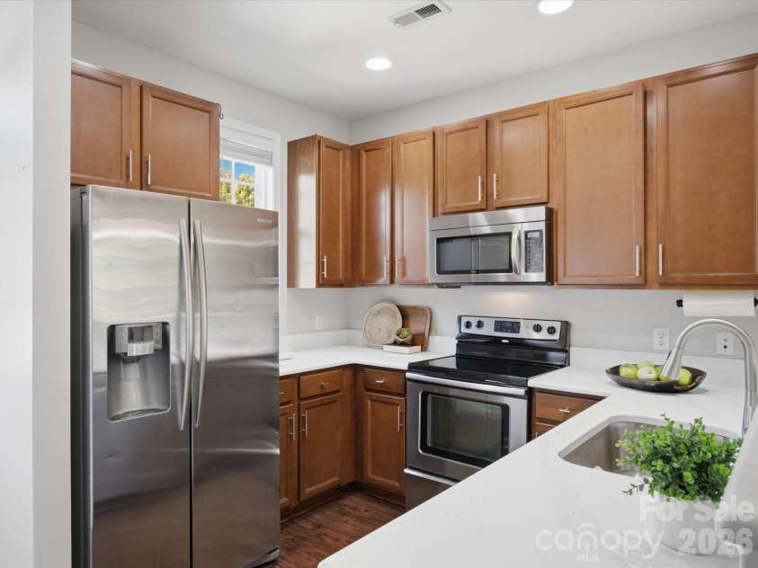 9533 Longstone Lane, Charlotte, NC 28277.  MLS# CAR4423027, YatesRealty ID 49947. 