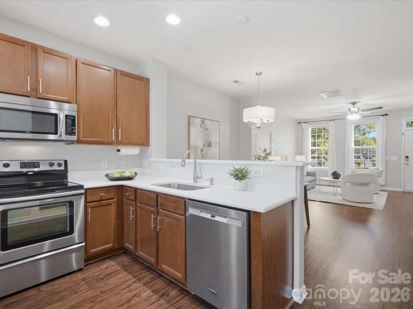 9533 Longstone Lane, Charlotte, NC 28277.  MLS# CAR4423027, YatesRealty ID 49947. 