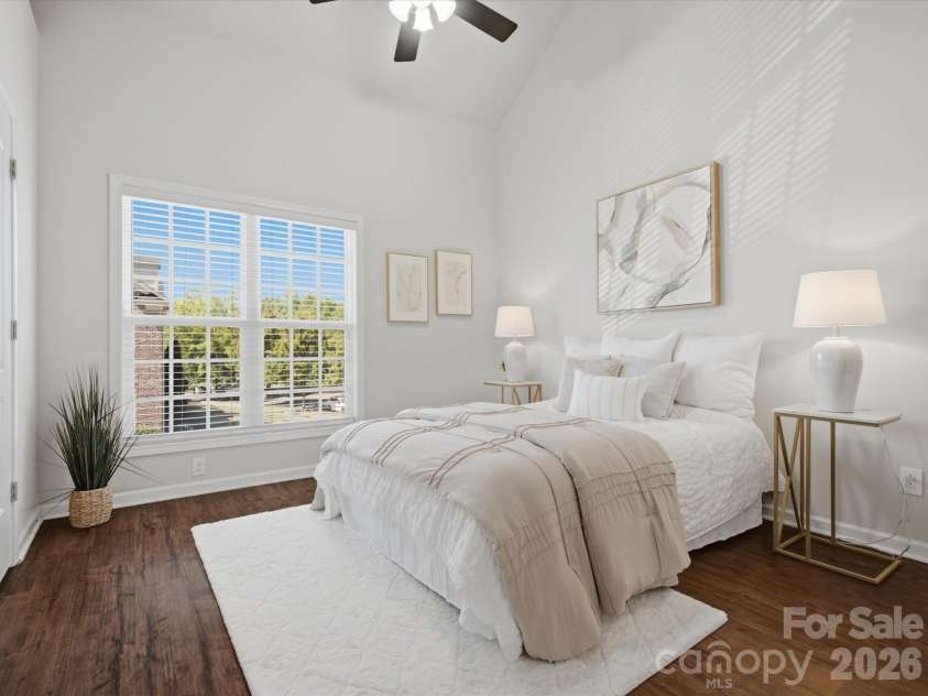 9533 Longstone Lane, Charlotte, NC 28277.  MLS# CAR4423027, YatesRealty ID 49947. Primary retreat with soaring ceilings