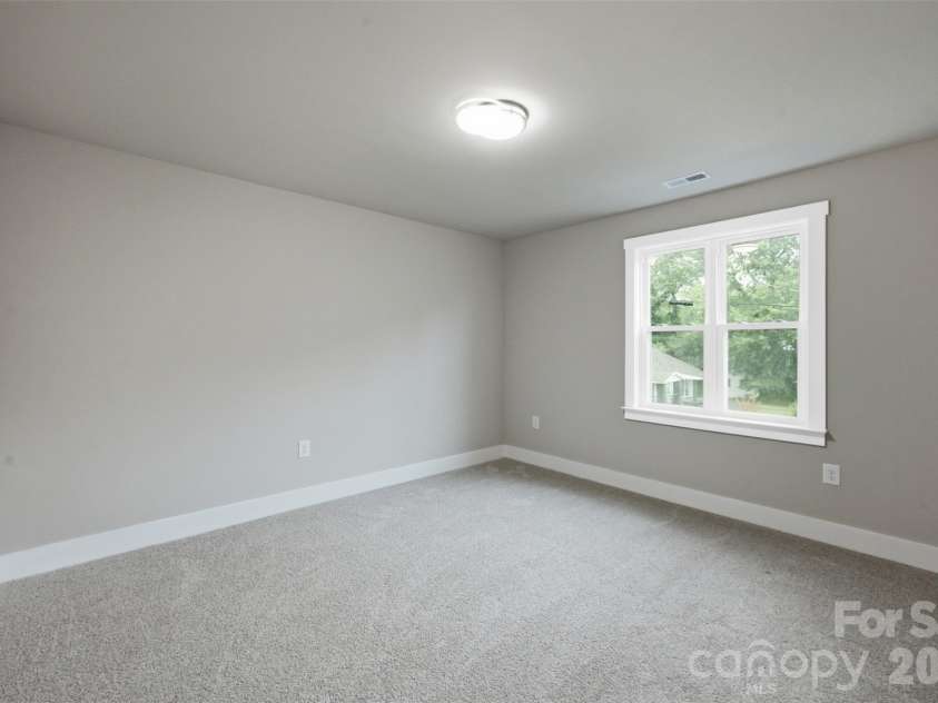 511 Ligon Street, Shelby, NC 28150.  MLS# CAR4410205, YatesRealty ID 49948. 