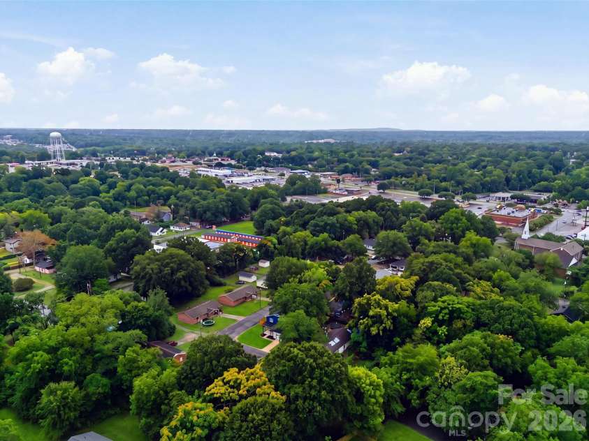 511 Ligon Street, Shelby, NC 28150.  MLS# CAR4410205, YatesRealty ID 49948. 