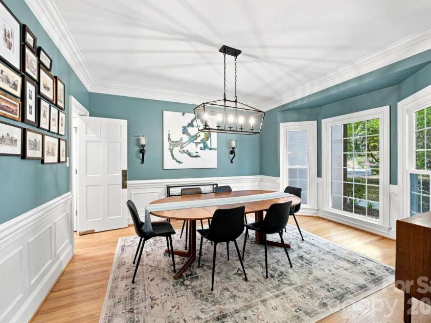 3726 Ashford Leigh Court, Charlotte, NC 28269.  MLS# CAR4421303, YatesRealty ID 49949. 