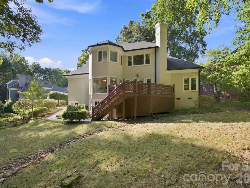 3726 Ashford Leigh Court, Charlotte, NC 28269.  MLS# CAR4421303, YatesRealty ID 49949. 