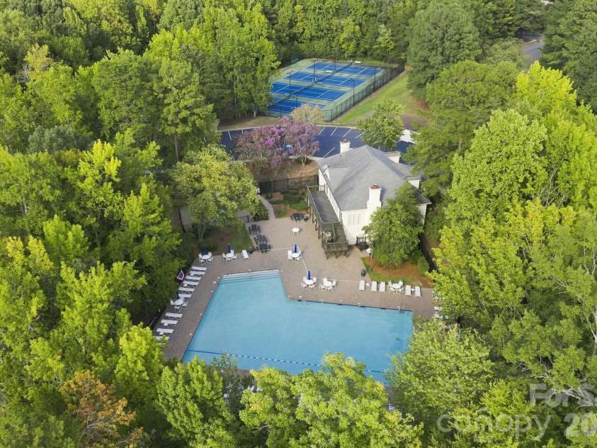 3726 Ashford Leigh Court, Charlotte, NC 28269.  MLS# CAR4421303, YatesRealty ID 49949. 