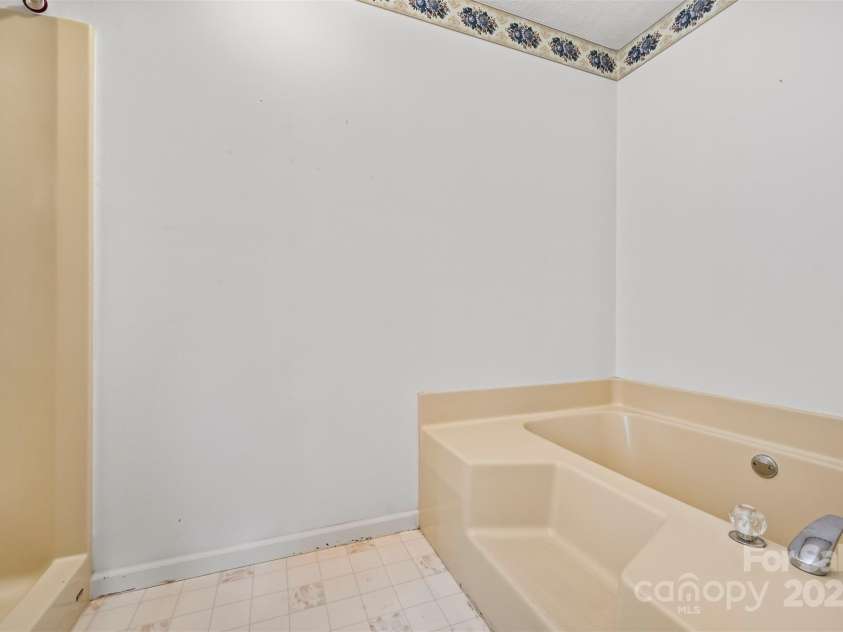 208 Cherry Mountain Road, Bostic, NC 28018.  MLS# CAR4237991, YatesRealty ID 4995. 