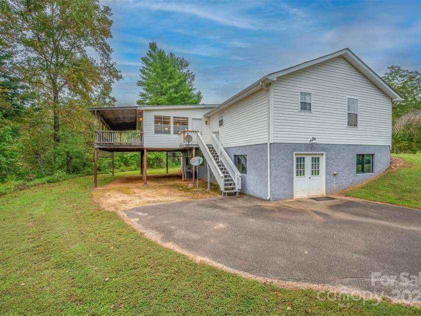 208 Cherry Mountain Road, Bostic, NC 28018.  MLS# CAR4237991, YatesRealty ID 4995. 
