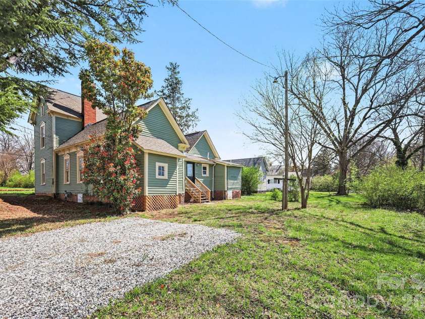 501 Lafayette Street, Salisbury, NC 28144.  MLS# CAR4359904, YatesRealty ID 4995. 