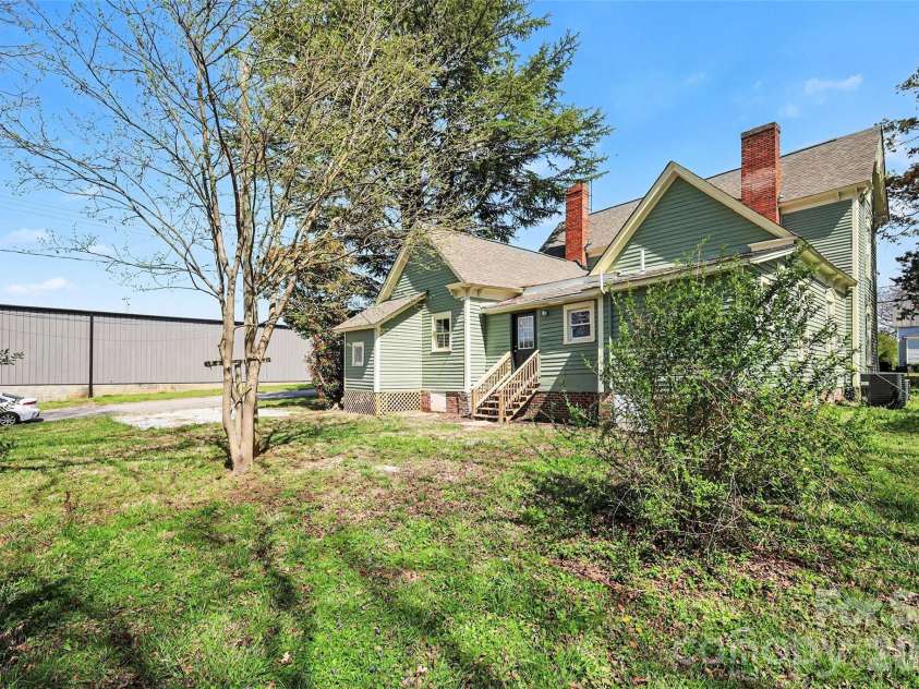 501 Lafayette Street, Salisbury, NC 28144.  MLS# CAR4359904, YatesRealty ID 4995. 