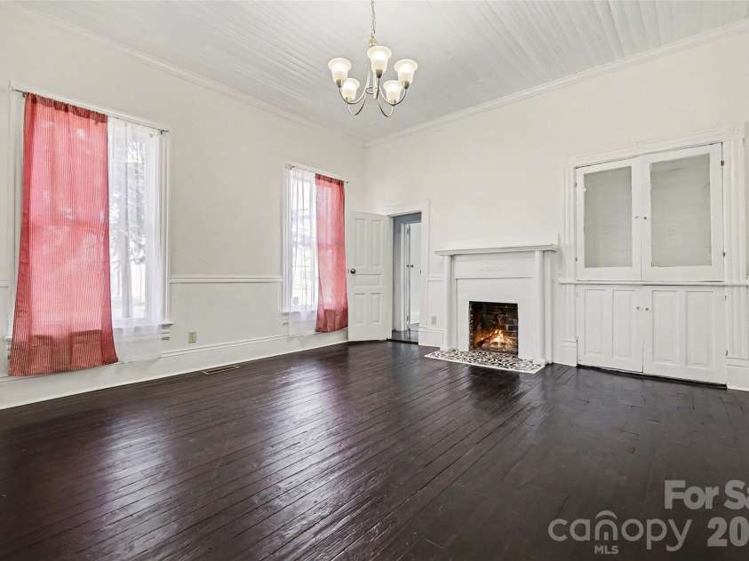 501 Lafayette Street, Salisbury, NC 28144.  MLS# CAR4359904, YatesRealty ID 4995. Dining Room
