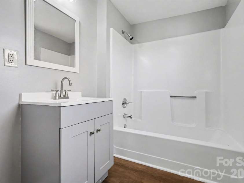 501 Lafayette Street, Salisbury, NC 28144.  MLS# CAR4359904, YatesRealty ID 4995. Guest Bath (Downstairs)