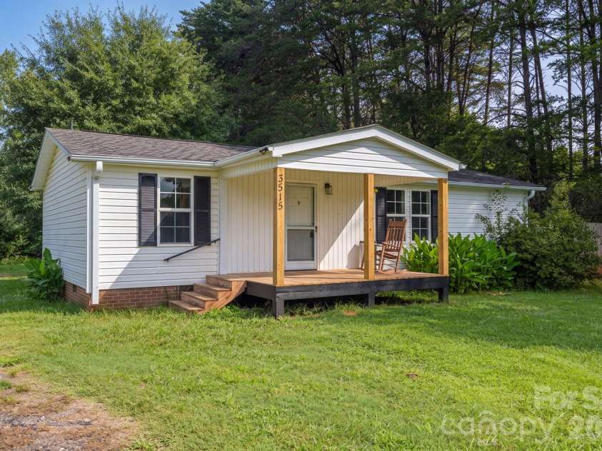 3515 Jeanette Drive, Iron Station, NC 28080.  MLS# CAR4420085, YatesRealty ID 49950. 