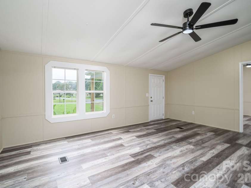 3515 Jeanette Drive, Iron Station, NC 28080.  MLS# CAR4420085, YatesRealty ID 49950. 