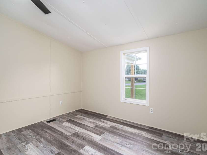 3515 Jeanette Drive, Iron Station, NC 28080.  MLS# CAR4420085, YatesRealty ID 49950. 